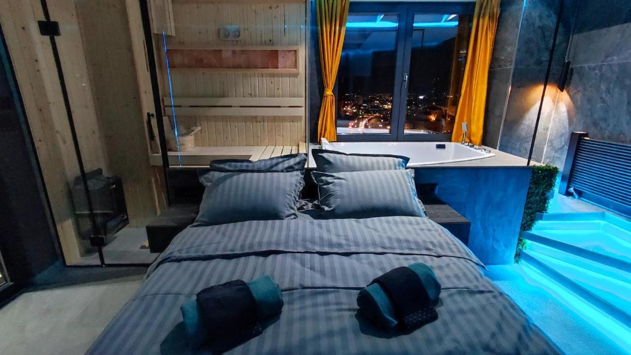Pentlux - Spa Penthouse In The Heart Of Скоп'є Екстер'єр фото