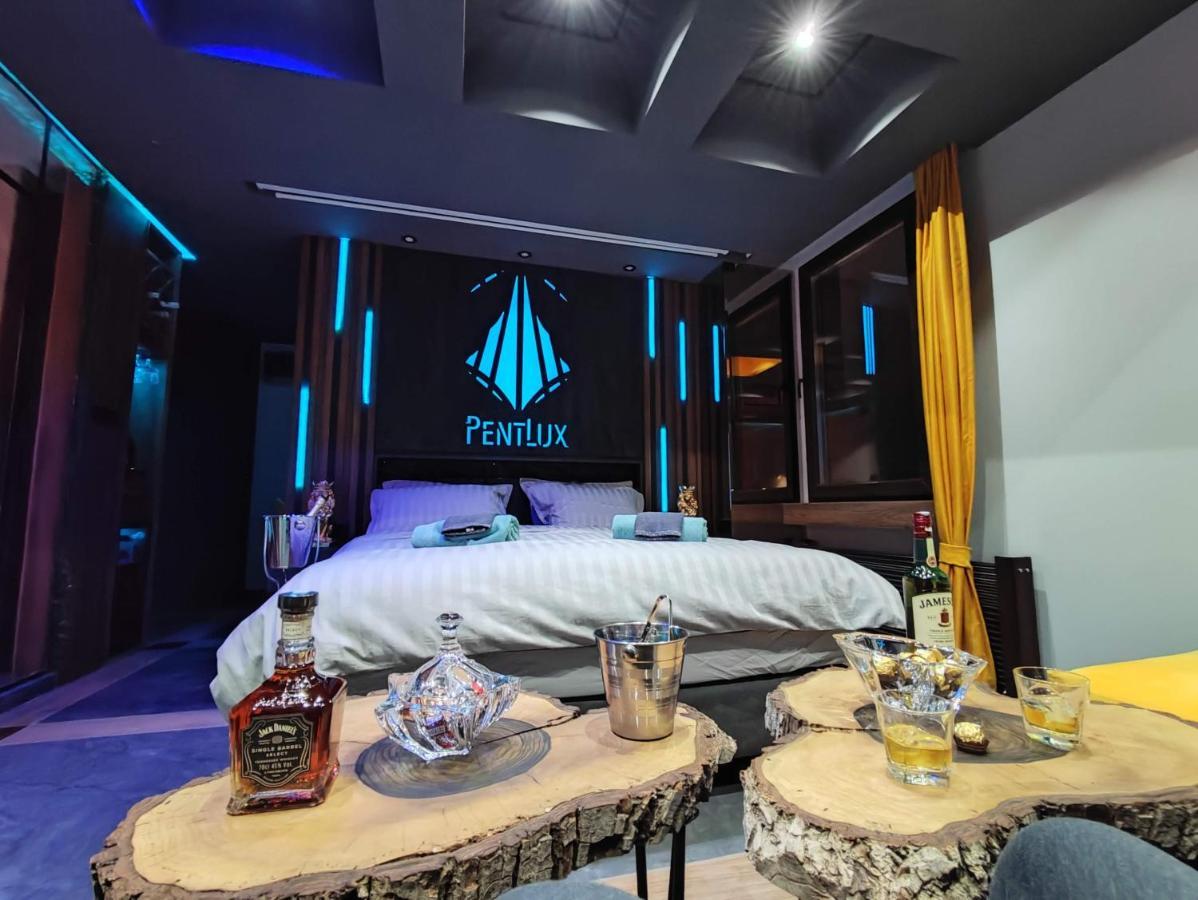 Pentlux - Spa Penthouse In The Heart Of Скоп'є Екстер'єр фото