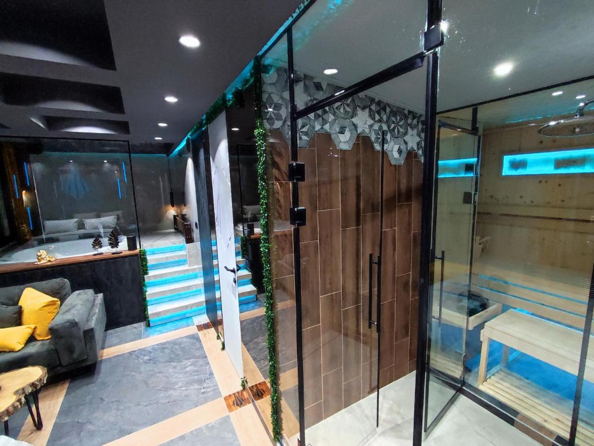 Pentlux - Spa Penthouse In The Heart Of Скоп'є Екстер'єр фото