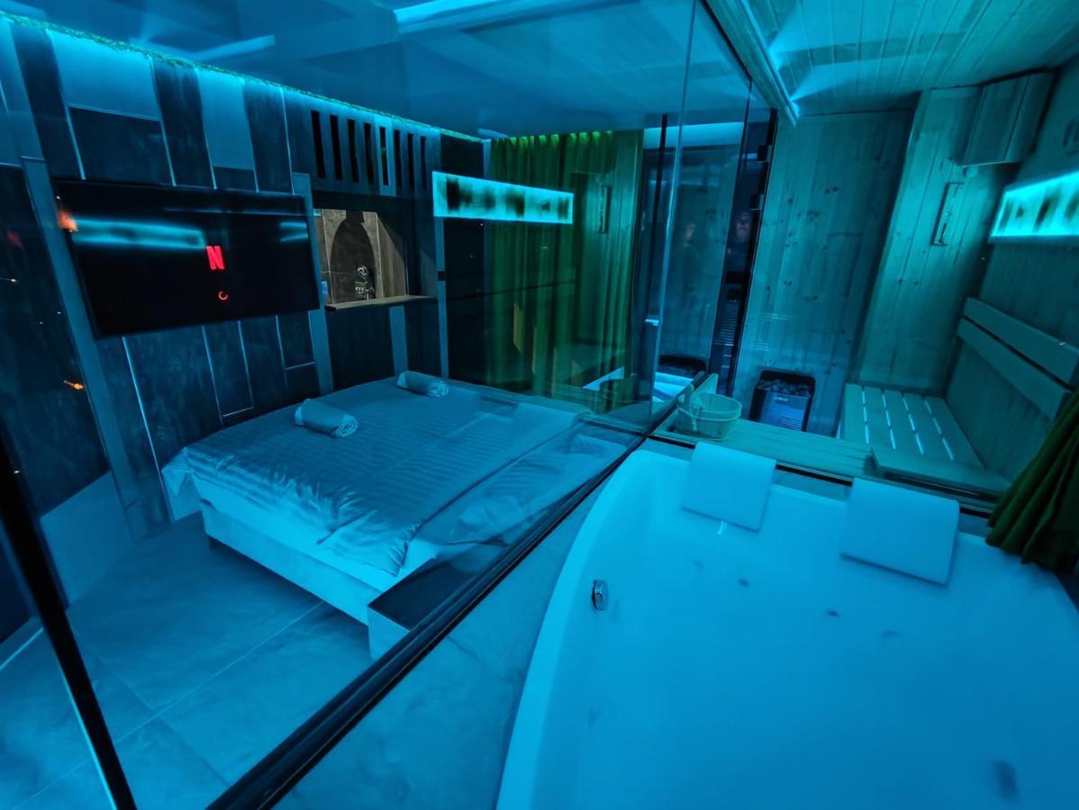 Pentlux - Spa Penthouse In The Heart Of Скоп'є Екстер'єр фото