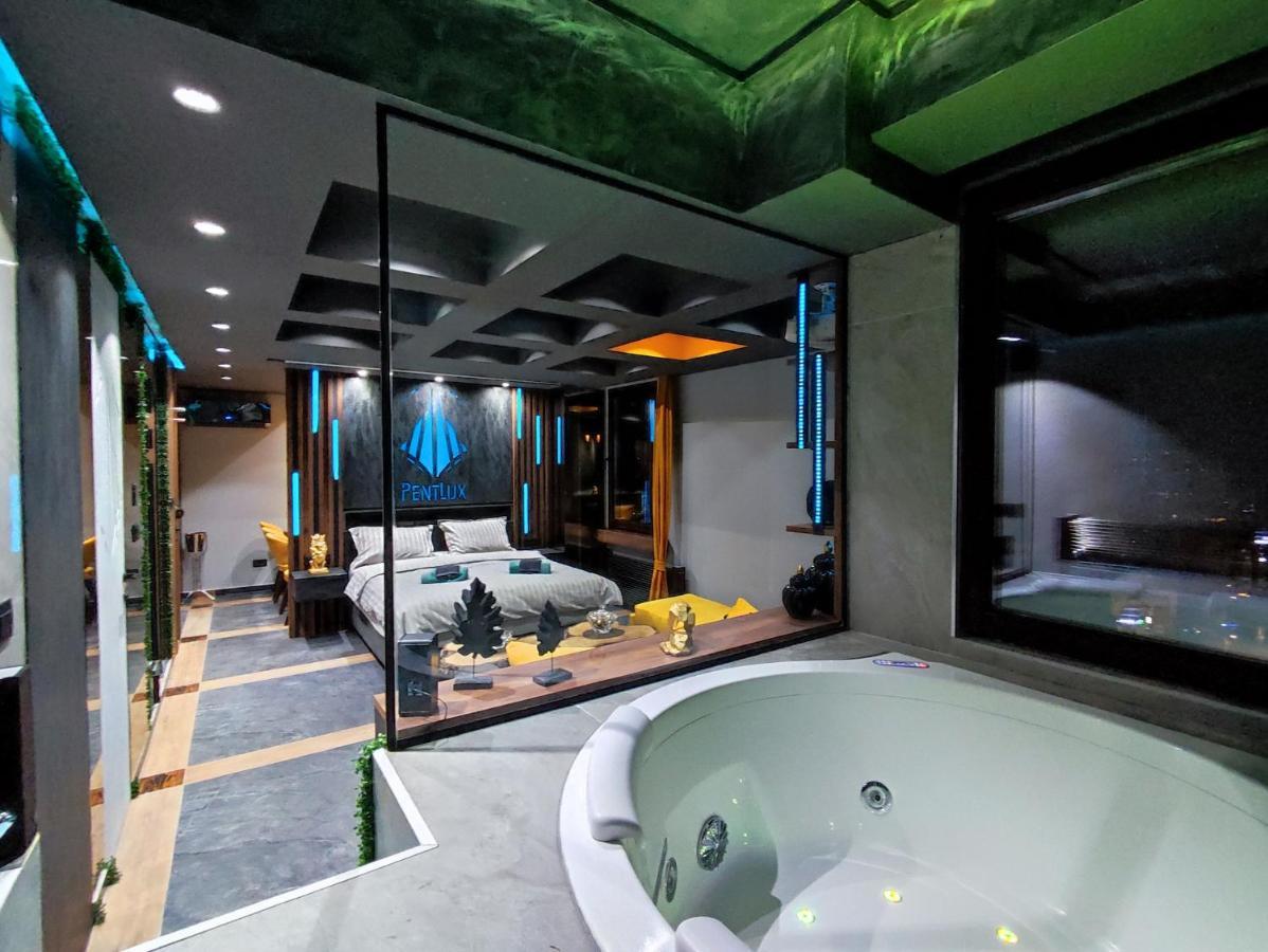 Pentlux - Spa Penthouse In The Heart Of Скоп'є Екстер'єр фото