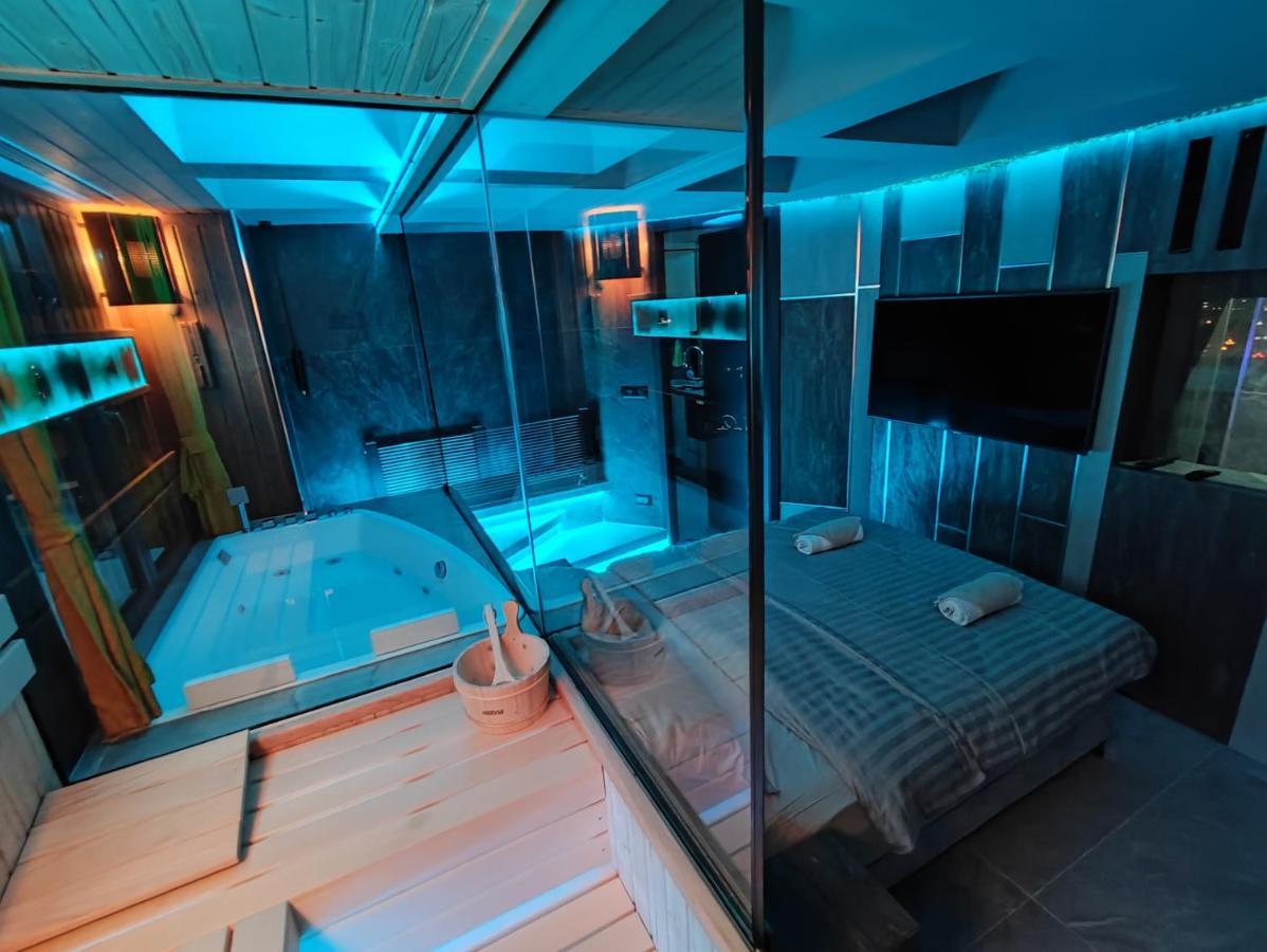 Pentlux - Spa Penthouse In The Heart Of Скоп'є Екстер'єр фото